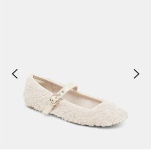 NEW Dolce Vita Rodni Plush Ballet Flats Crème Plush